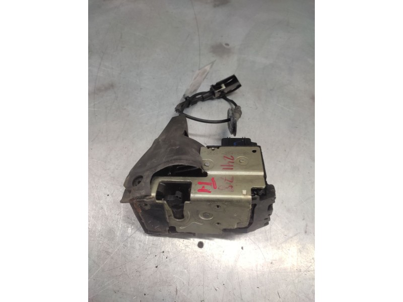 Recambio de cerradura puerta trasera izquierda para ford fiesta (cbk) ambiente referencia OEM IAM 2S6AA26413BD  4 PINS