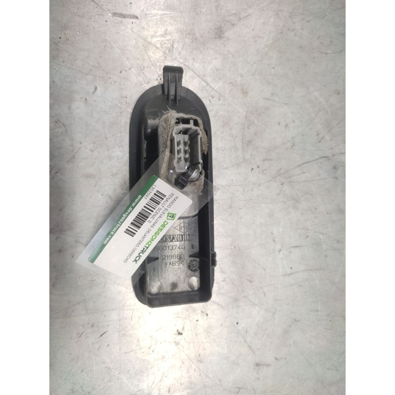Recambio de mando elevalunas delantero derecho para renault scenic ii grand confort dynamique referencia OEM IAM  6 PINS 