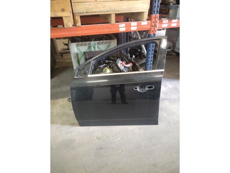Recambio de puerta delantera izquierda para ford mondeo ber. (ca2) 2.0 tdci cat referencia OEM IAM   