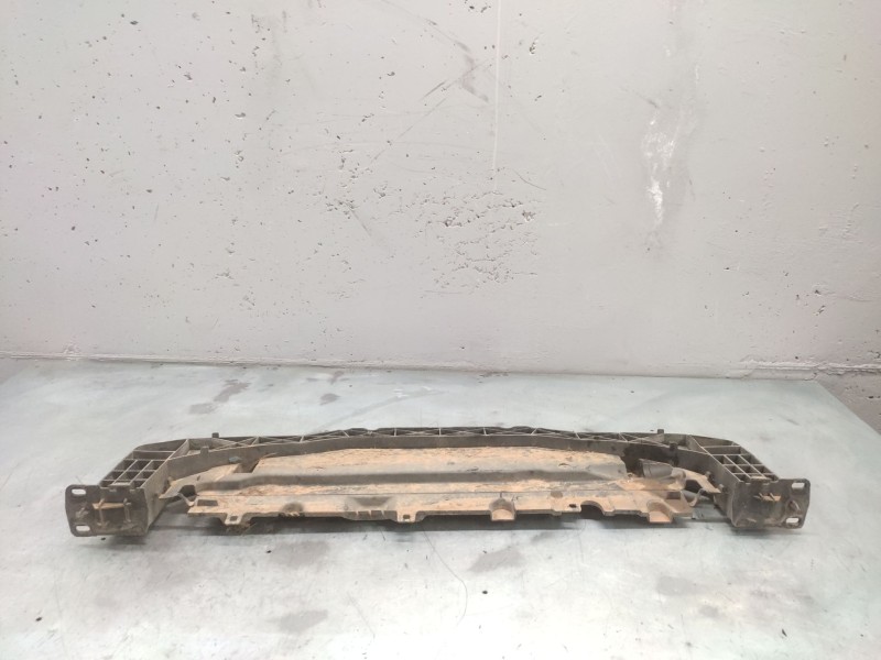 Recambio de refuerzo paragolpes delantero para peugeot 207 confort referencia OEM IAM  INFERIOR 