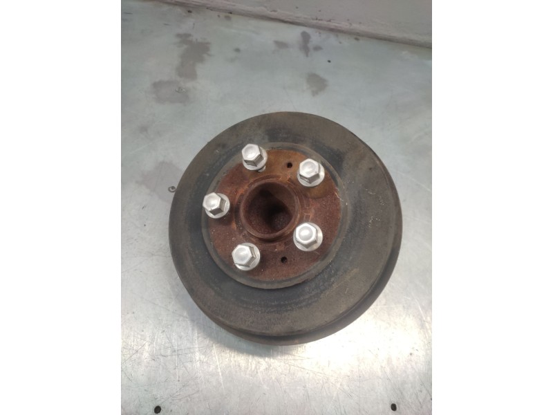 Recambio de tambor freno trasero para ford focus lim. (cb8) titanium referencia OEM IAM  IZQUIERDO 