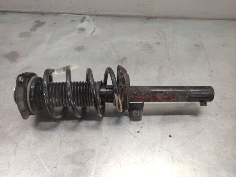 Recambio de amortiguador delantero derecho para seat leon (1p1) comfort limited referencia OEM IAM 1K0413031BT  