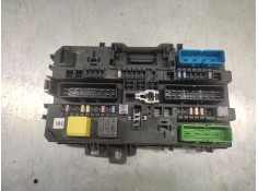 Recambio de caja reles / fusibles para opel astra h berlina cosmo referencia OEM IAM 13206762  