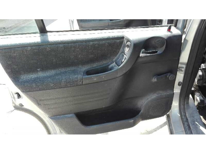 opel zafira a del año 2001