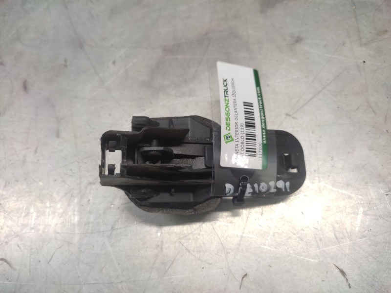 Recambio de maneta interior delantera izquierda para fiat doblo (119) 1.9 diesel cat referencia OEM IAM   