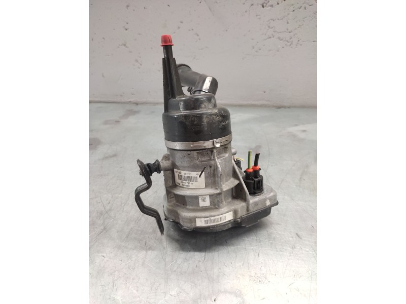 Recambio de bomba servodireccion para peugeot 308 confort referencia OEM IAM 9684979180  