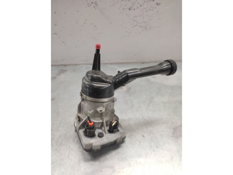 Recambio de bomba servodireccion para peugeot 308 confort referencia OEM IAM 9684979180  