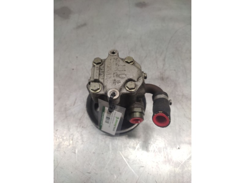 Recambio de bomba servodireccion para volkswagen passat variant (3b6) referencia OEM IAM 8D0145177Q  