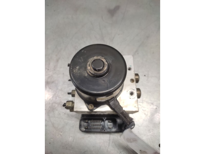 Recambio de abs para chrysler voyager (rg) 2.5 crd lx referencia OEM IAM 04686702AA  