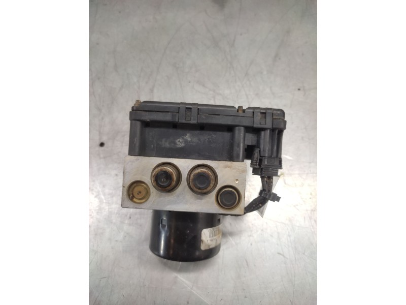 Recambio de abs para chrysler voyager (rg) 2.5 crd lx referencia OEM IAM 04686702AA  