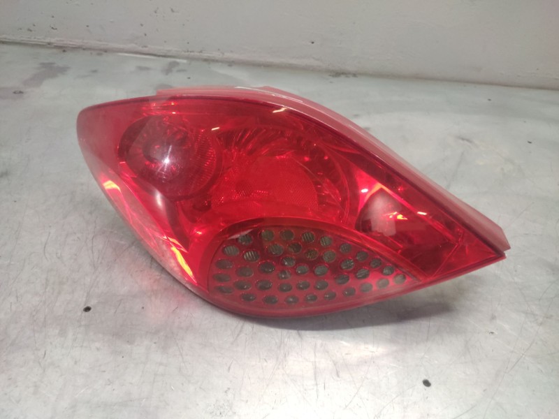 Recambio de piloto trasero izquierdo para peugeot 207 confort referencia OEM IAM   