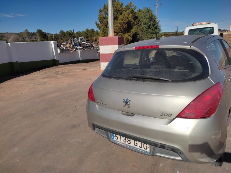 peugeot 308 del año 2008