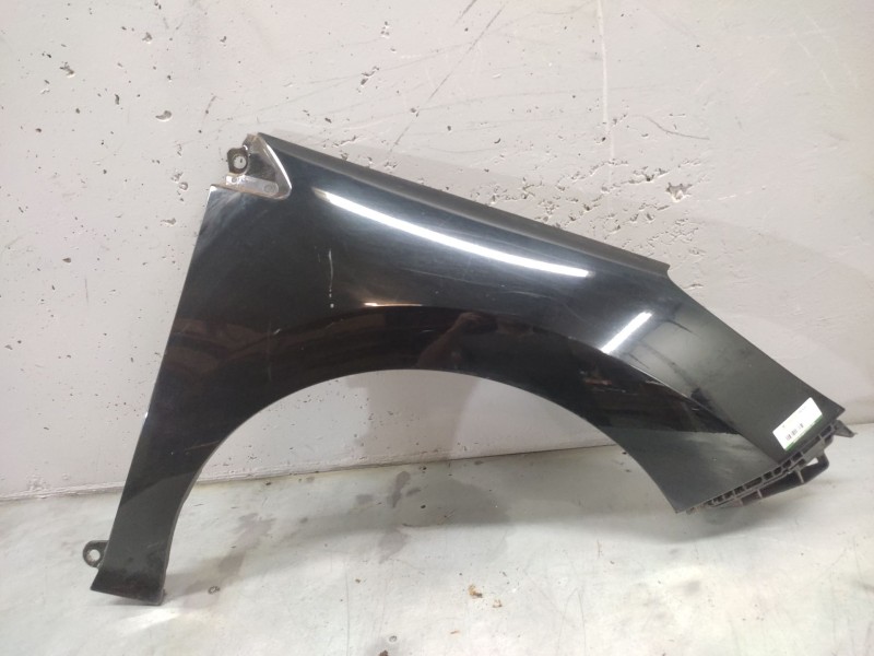 Recambio de aleta delantera derecha para peugeot 308 sw envy referencia OEM IAM   