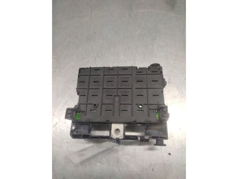 Recambio de caja reles / fusibles para peugeot 206 berlina x-line referencia OEM IAM 9650664180  BSM