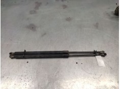 Recambio de amortiguadores maletero / porton para nissan primera berlina (p12) acenta referencia OEM IAM  575N  2