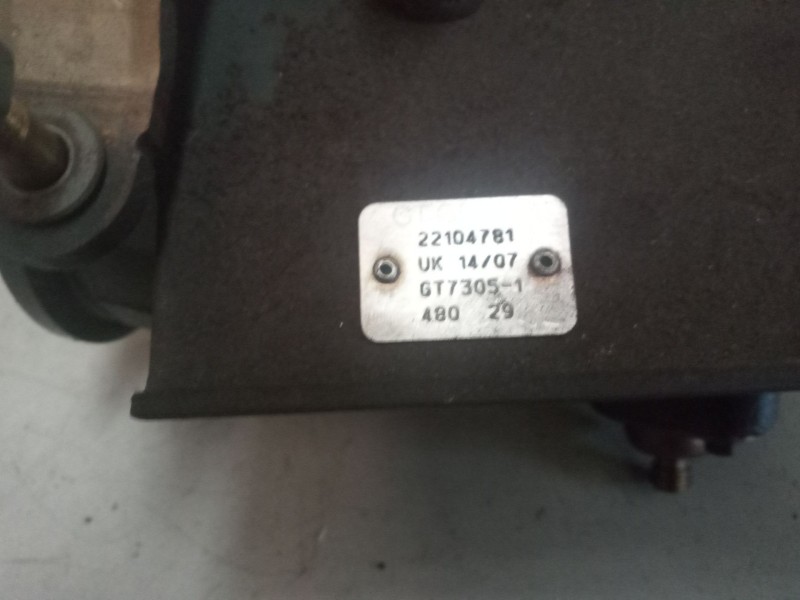 Recambio de caja mariposa para renault trucks t-serie 520p, low (520cv) referencia OEM IAM 7422104781  22104781