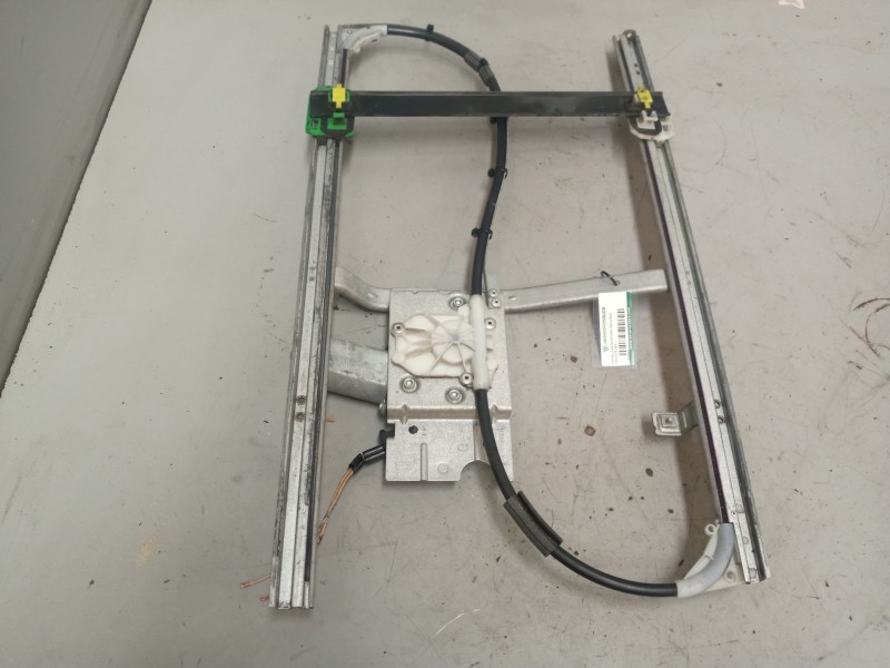 Recambio de elevalunas delantero izquierdo para volvo fe xxx fg 4x2 low largo (l3h1) referencia OEM IAM 7482497193  