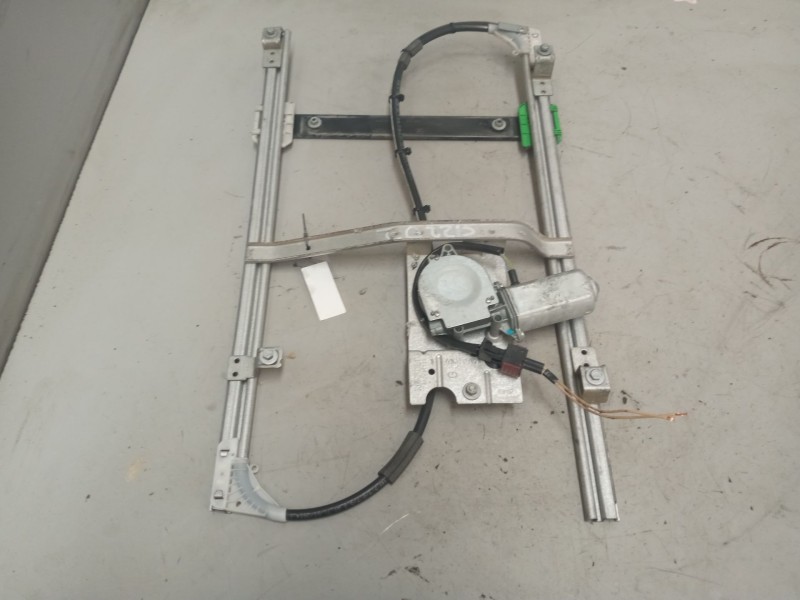 Recambio de elevalunas delantero izquierdo para volvo fe xxx fg 4x2 low largo (l3h1) referencia OEM IAM 7482497193  