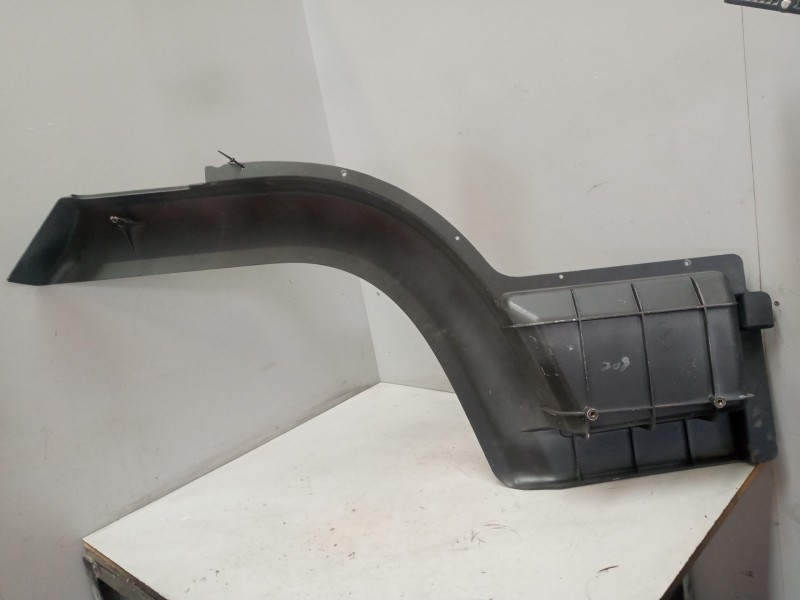 Recambio de paso rueda izquierdo para nissan atleon 165 referencia OEM IAM 638119x000  