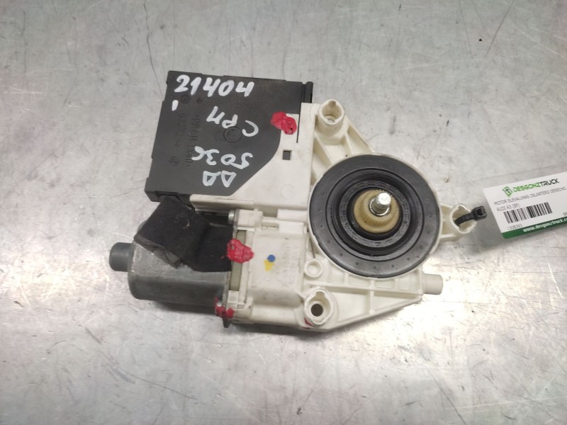 Recambio de motor elevalunas delantero derecho para audi a3 (8p) 2.0 tdi ambiente referencia OEM IAM 8P0959802A  