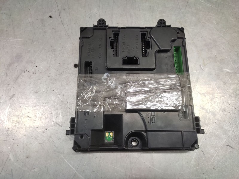 Recambio de modulo electronico para renault laguna iii referencia OEM IAM 284B10044R  A2C5318652011