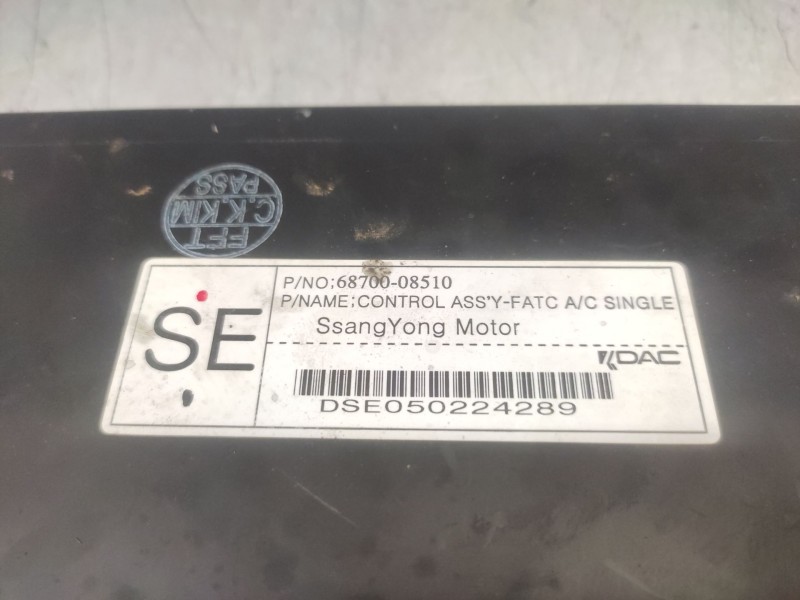 Recambio de mando climatizador para ssangyong rexton rx 270 full referencia OEM IAM 6870008510  