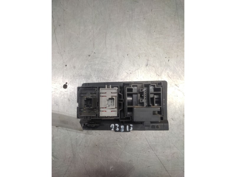 Recambio de boton regulacion de faros para renault laguna iii referencia OEM IAM   