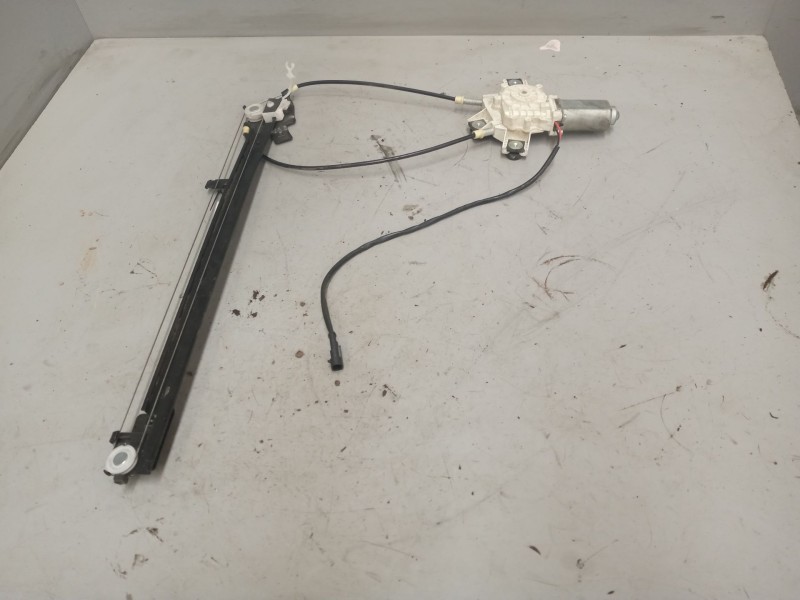 Recambio de elevalunas delantero izquierdo para iveco eurocargo 05.03  5.9 diesel referencia OEM IAM   