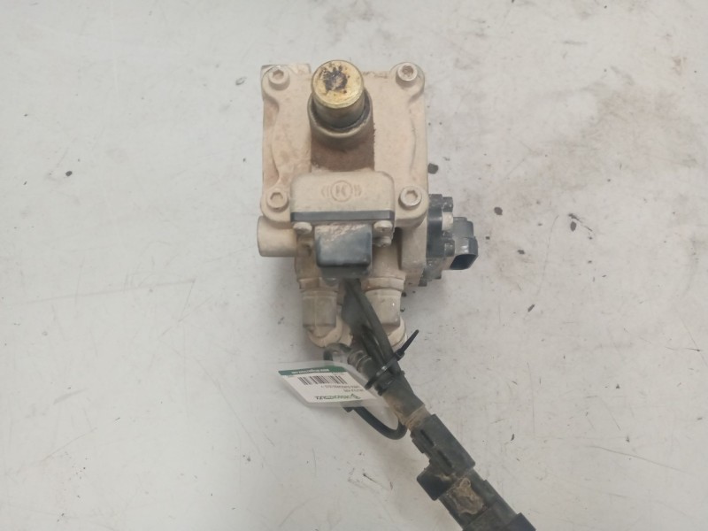 Recambio de valvula aire para iveco eurocargo 05.03  5.9 diesel referencia OEM IAM DX65C  