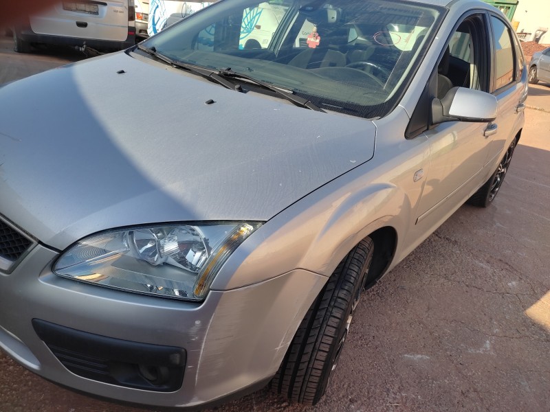 ford focus berlina (cap) del año 2005