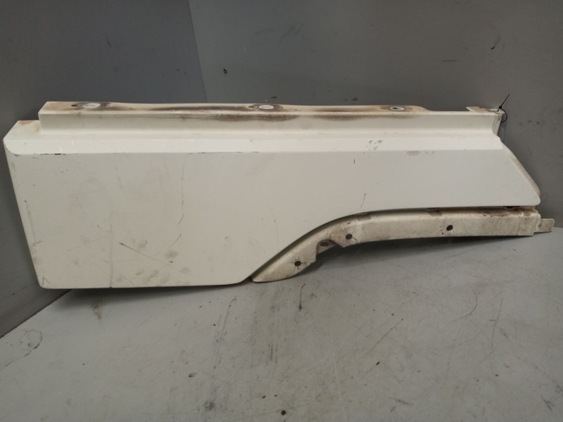 Recambio de moldura trasera cabina para volvo fh xxx 12.8 diesel referencia OEM IAM 3175929  DERECHA