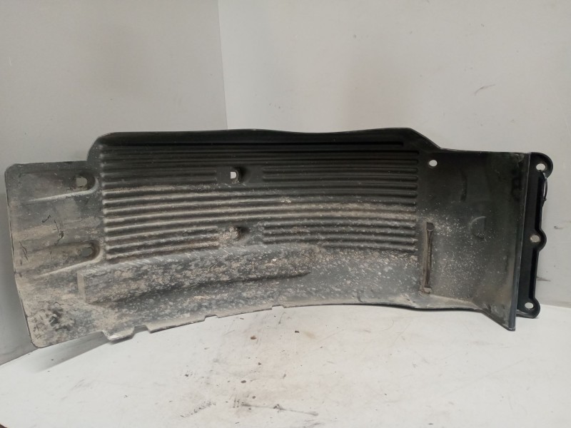 Recambio de guardabarros delantero izquierdo para volvo fh xxx 12.8 diesel referencia OEM IAM 20372065  