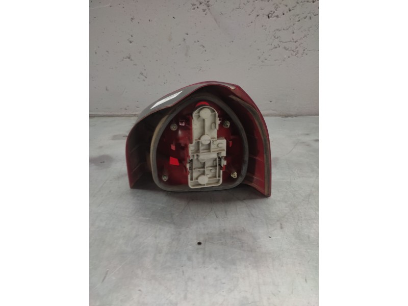 Recambio de piloto trasero izquierdo para audi a3 (8l) 1.9 tdi ambiente referencia OEM IAM   