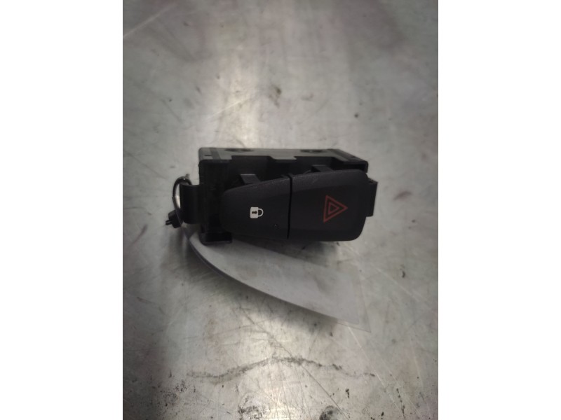 Recambio de warning para dacia sandero ii tce 90 (b8m1, b8ma) referencia OEM IAM  6 PINS 