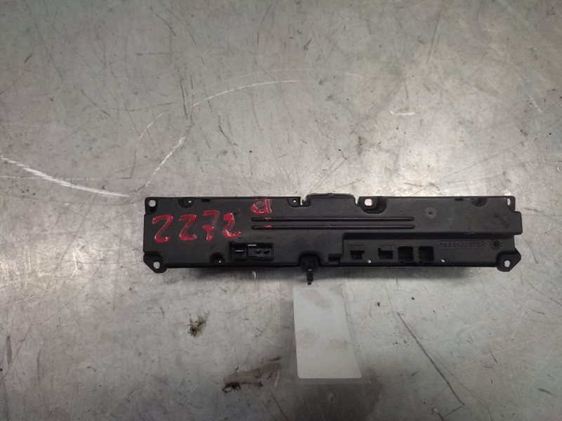 Recambio de warning para mercedes-benz clase c (w203) berlina 220 cdi (203.006) referencia OEM IAM 2038208110  