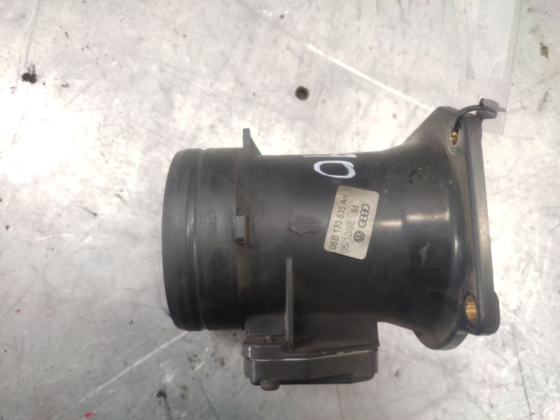 Recambio de caudalimetro para audi a4 berlina (b5) 1.8 referencia OEM IAM 058133471  3 PINS
