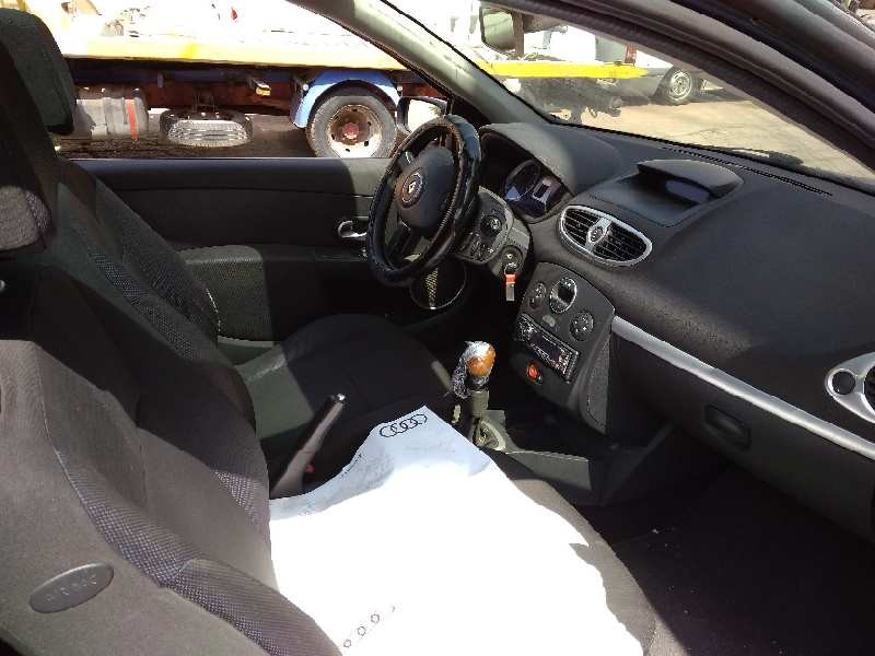 renault clio iii del año 2006