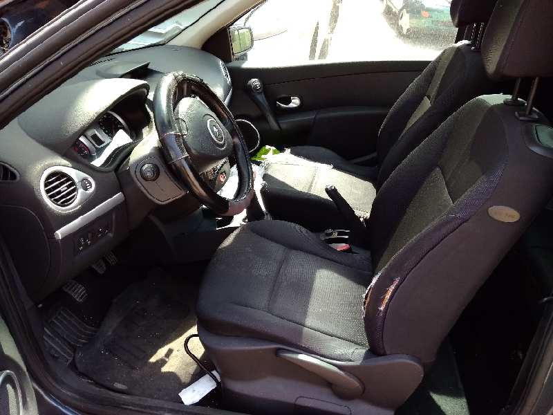 renault clio iii del año 2006