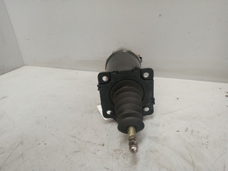 Recambio de servo embrague para man m2000l/m2000m 18.2x4 e2 6.9 diesel referencia OEM IAM 9700514060  WABCO