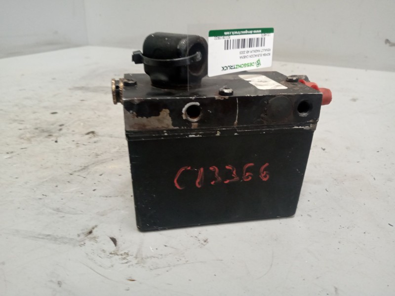 Recambio de bomba elevacion cabina para renault magnum ab 2005 12.0 diesel referencia OEM IAM 5010615920  