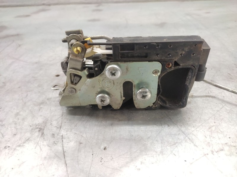 Recambio de cerradura puerta delantera izquierda para ford focus berlina (cak) ambiente referencia OEM IAM   