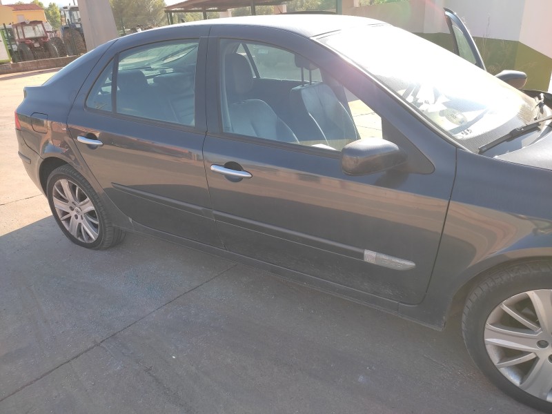 renault laguna ii grandtour (kg0) del año 2006
