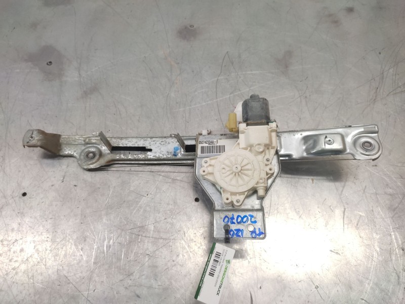 Recambio de elevalunas trasero izquierdo para dodge caliber s referencia OEM IAM 05074233AAE  
