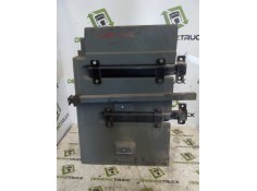 Recambio de guardabarros eje delantero izquierdo para nissan trucks atleon 110 referencia OEM IAM   