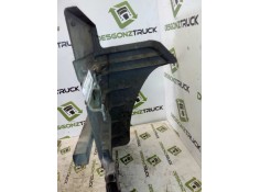 Recambio de guardabarros eje delantero izquierdo para nissan trucks atleon 110 referencia OEM IAM    2