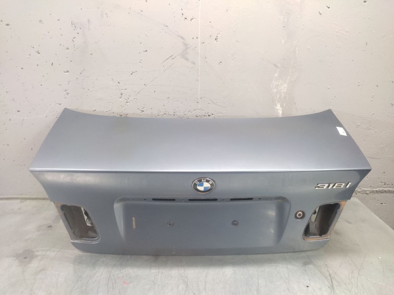Recambio de tapa maletero para bmw serie 3 berlina (e46) 318d referencia OEM IAM   