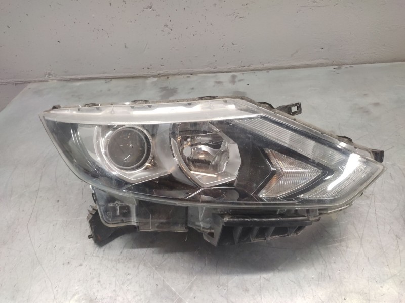 Recambio de faro derecho para nissan qashqai ii suv (j11, j11_) 1.5 dci referencia OEM IAM   