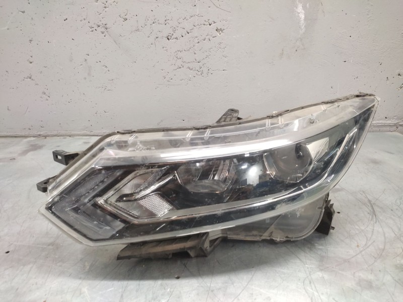Recambio de faro izquierdo para nissan qashqai iii (j12) 1.3 dig-t referencia OEM IAM   