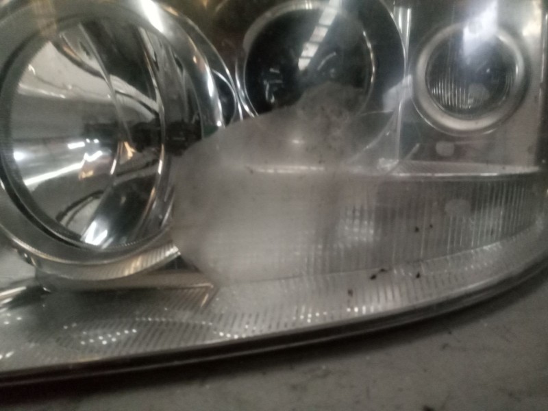 Recambio de faro izquierdo para renault premium distribution referencia OEM IAM 7421636295  