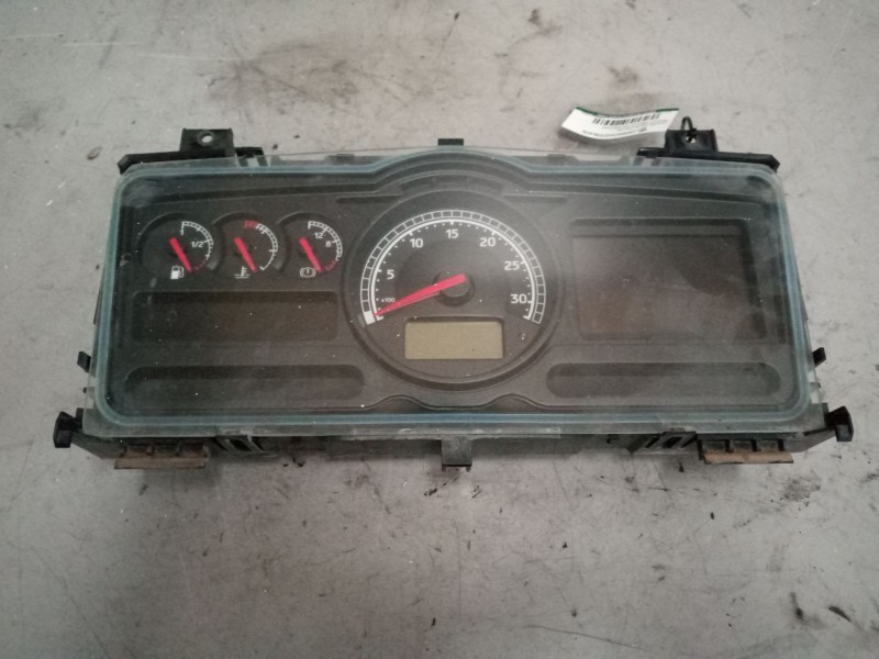 Recambio de cuadro instrumentos para renault premium distribution referencia OEM IAM 7420977592  